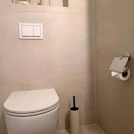 Grand Romansa - A New Apartment, Walking Distance To The