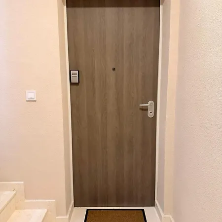 Grand Romansa - A New Apartment, Walking Distance To The 아파트 *